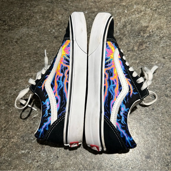 Vans Women's 7 Black Suede and Vibrant Canvas Pattern Sneakers - Picture 6 of 7